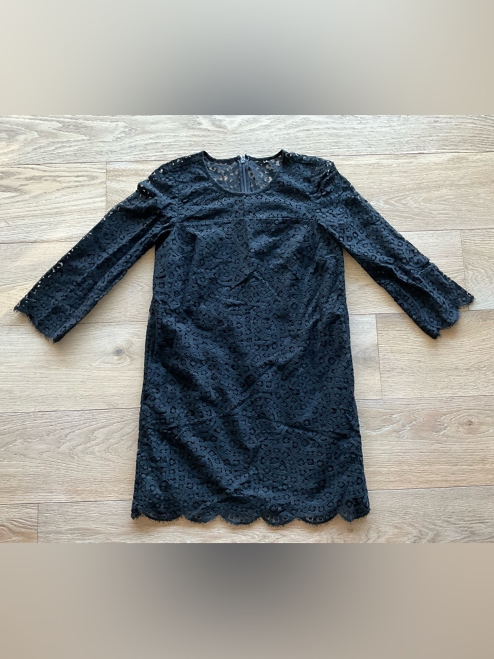 GAP Black Lace Long Sleeve Shift Dress